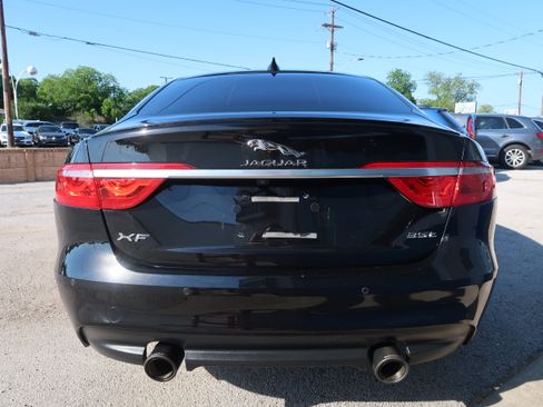 Used 2016 Jaguar XF R-Sport RWD image 10