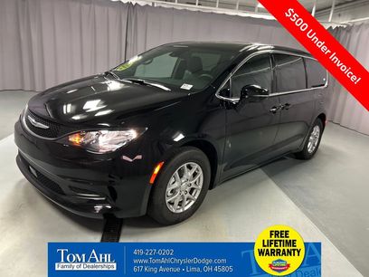 New 2026 Chrysler Voyager LX