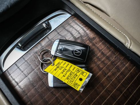 Used 2020 Acura RDX AWD w/ Advance Package image 12