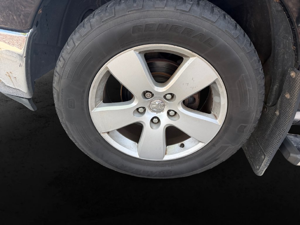 Used 2012 RAM 1500 Classic SLT AWD/4WD image 11