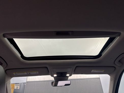 Used 2025 Honda CR-V EX-L image 31
