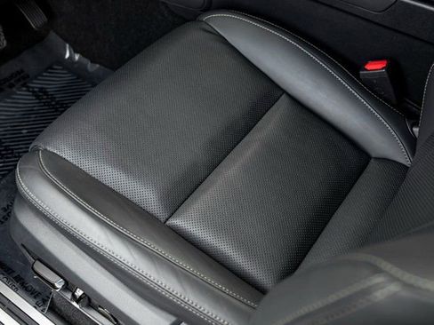 Used 2025 Lexus GX 550 image 14