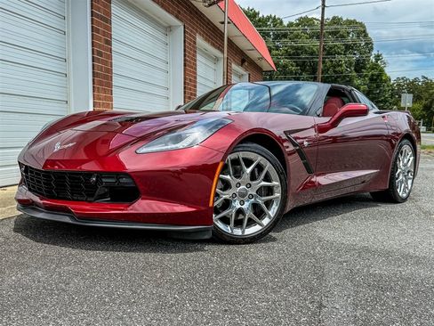 Used 2016 Chevrolet Corvette Stingray Coupe w/ 3LT Preferred Equipment Group RWD image 6