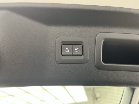 Certified 2025 MAZDA CX-90 Plug-In Hybrid w/ Premium Plus image 34