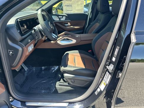 New 2026 Mercedes-Benz GLE 53 AMG 4MATIC Coupe image 9
