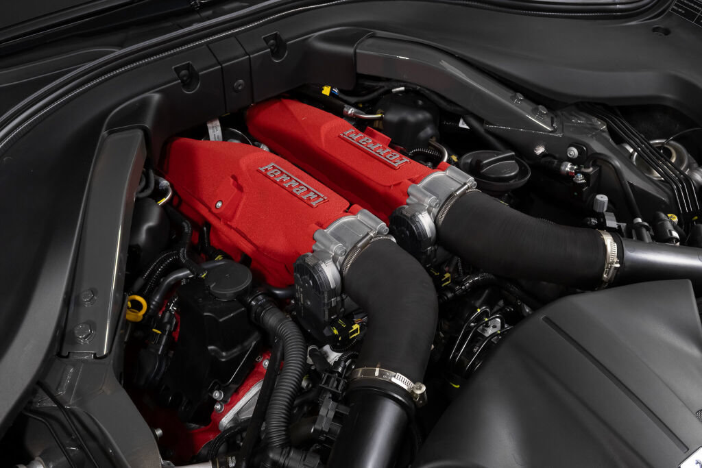 Used 2025 Ferrari Roma Spider RWD image 24