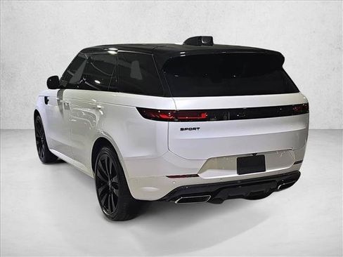 Used 2025 Land Rover Range Rover Sport Dynamic SE AWD/4WD image 7