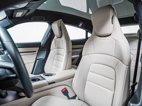 Certified 2023 Porsche Taycan 4S AWD/4WD image 5
