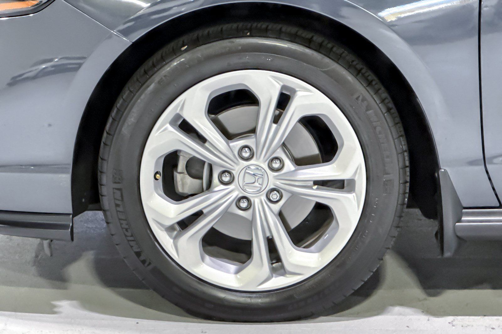 Used 2025 Honda Accord LX image 13
