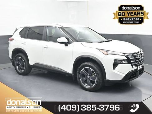 Used 2025 Nissan Rogue SV AWD/4WD image 1