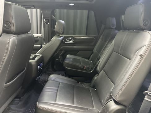 Used 2021 Chevrolet Tahoe RST w/ Luxury Package AWD/4WD image 31