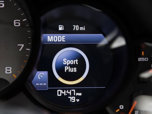 Used 2017 Porsche 911 Targa 4S image 97