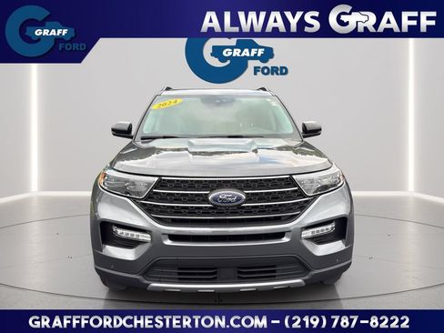 Used 2024 Ford Explorer XLT w/ Equipment Group 202A AWD/4WD image 1