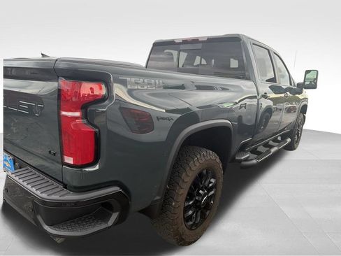 Used 2025 Chevrolet Silverado 2500 LT w/ Trail Boss Package AWD/4WD image 27