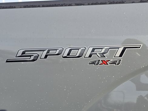 Used 2019 Ford F150 XLT w/ Equipment Group 302A Luxury image 11