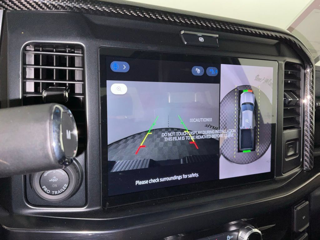 New 2026 Ford F250 Lariat w/ Black Appearance Package AWD/4WD image 24