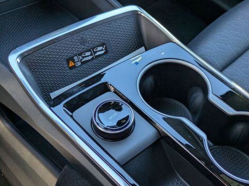 New 2026 Chevrolet Equinox LT w/ Convenience Package II image 21