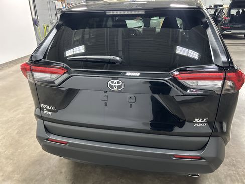 New 2025 Toyota RAV4 XLE image 4