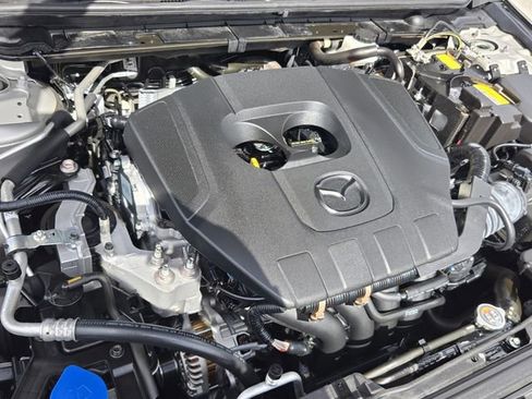 Used 2024 MAZDA MAZDA3 s FWD image 17