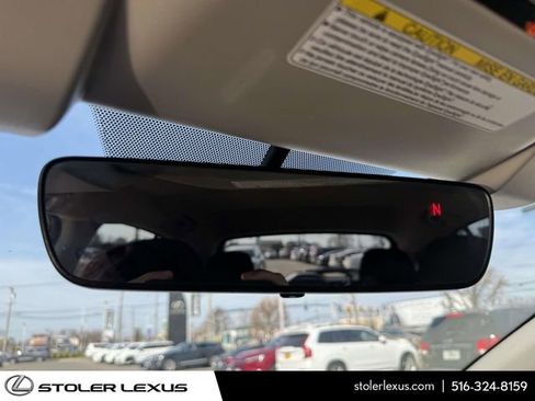 Used 2019 Subaru Crosstrek 2.0i w/ Eyesight System image 37