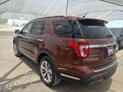 Used 2018 Ford Explorer Limited AWD/4WD image 3