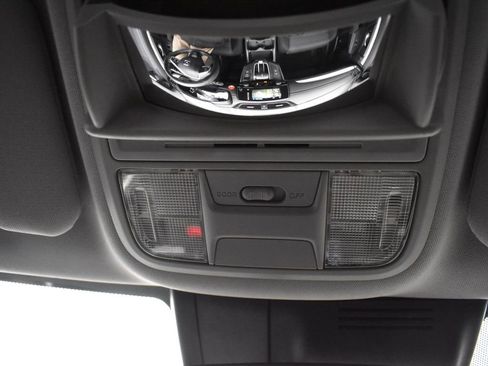 Used 2021 Honda CR-V Special Edition image 31