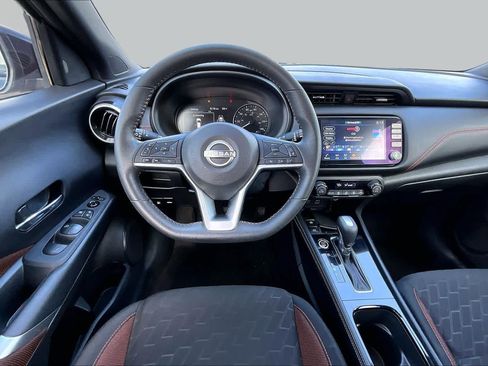 Certified 2023 Nissan Kicks SR FWD image 6