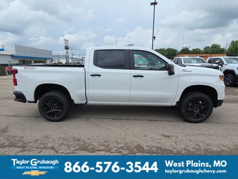 New 2026 Chevrolet Silverado 1500 LT Trail Boss w/ Convenience Package II AWD/4WD image 10