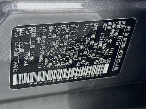 Used 2025 Nissan Rogue SV w/ SV Premium Package FWD image 12