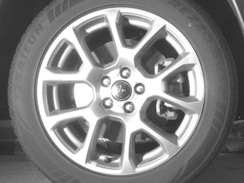 Used 2025 Jeep Compass Limited AWD/4WD image 13