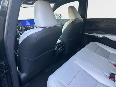 New 2026 Lexus RX 350 AWD/4WD image 14