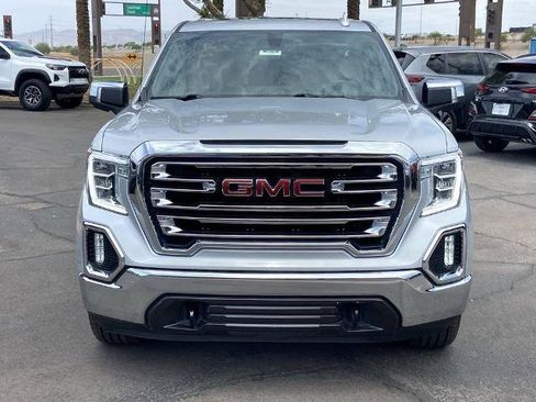 Used 2021 GMC Sierra 1500 SLT AWD/4WD image 3