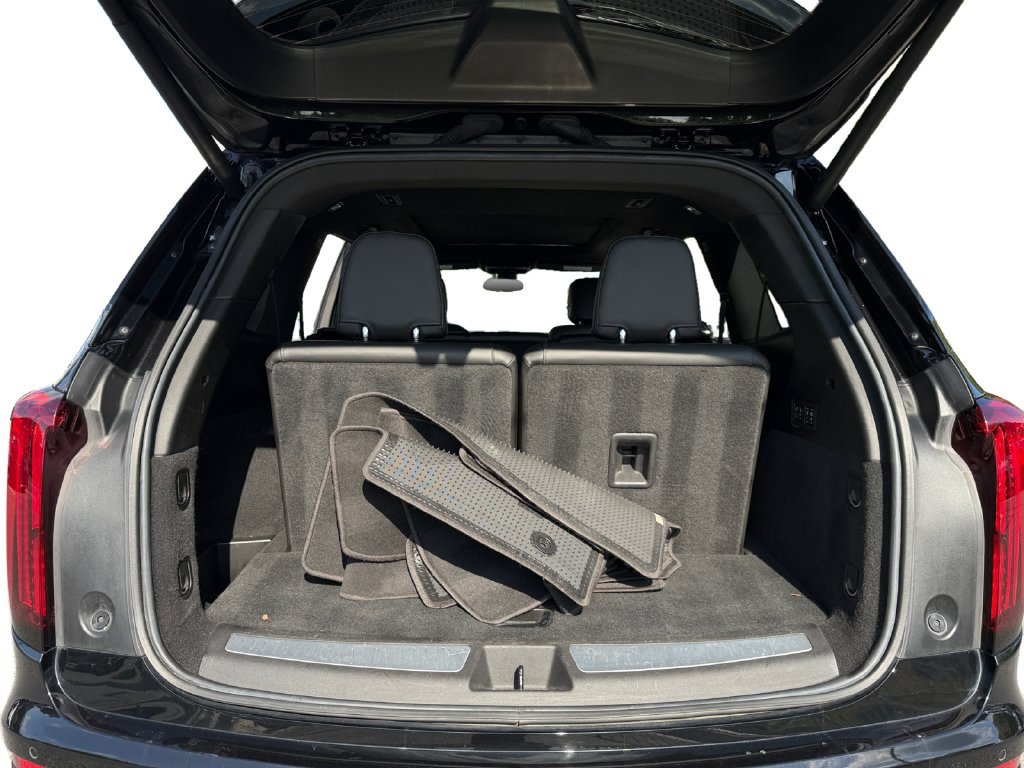Used 2023 Cadillac XT6 Premium Luxury AWD/4WD image 10