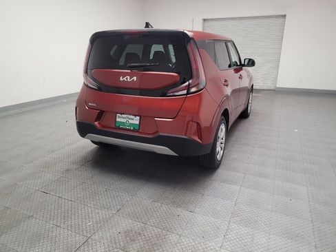 Used 2023 Kia Soul LX FWD image 7