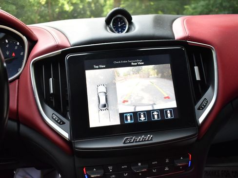 Used 2019 Maserati Ghibli GranLusso RWD image 27
