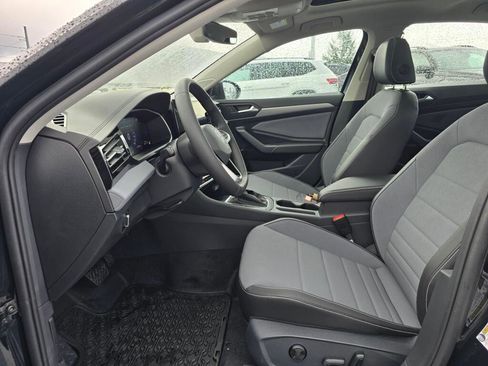 New 2026 Volkswagen Jetta SE image 19