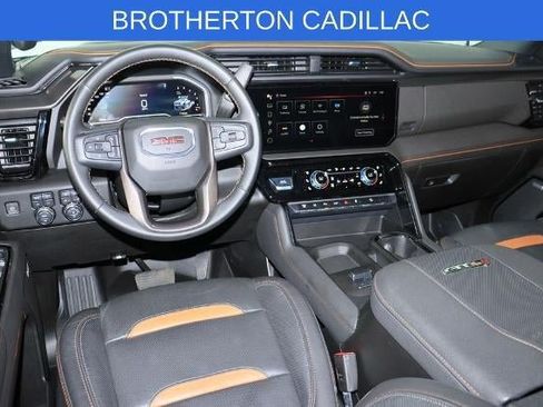 Used 2024 GMC Sierra 2500 AT4 w/ AT4 Premium Plus Package AWD/4WD image 28