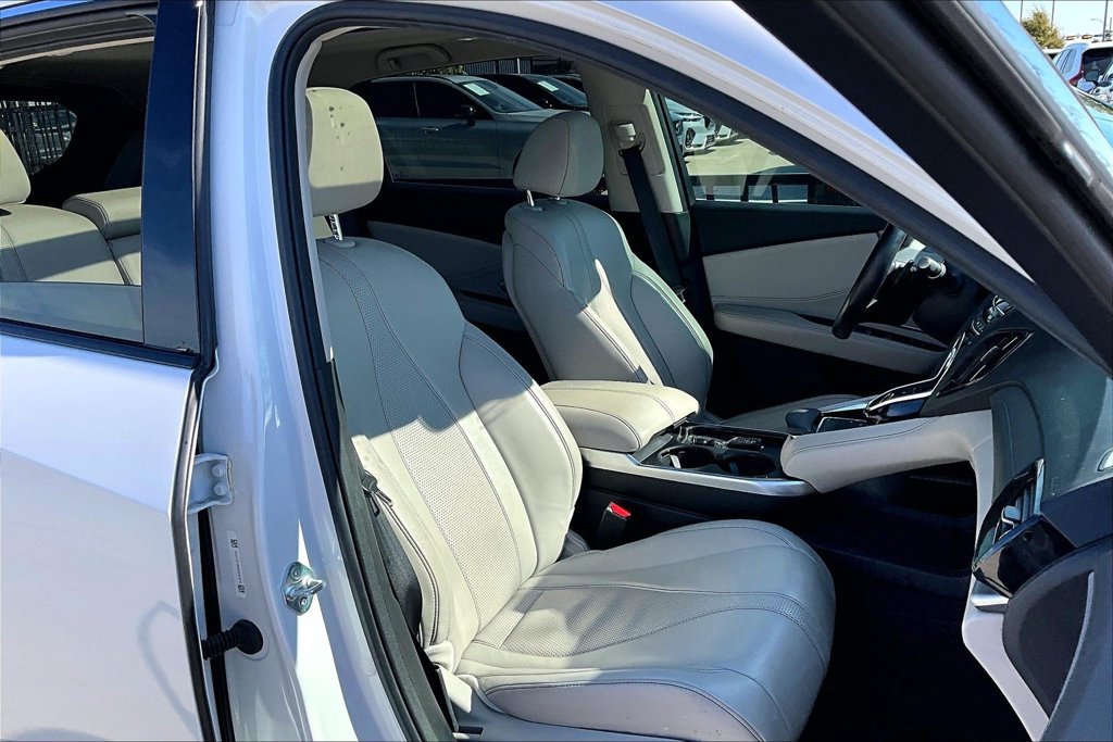 Used 2025 Acura RDX w/ Technology Package AWD/4WD image 9