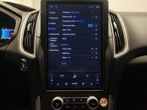 Used 2023 Ford Edge SEL image 25