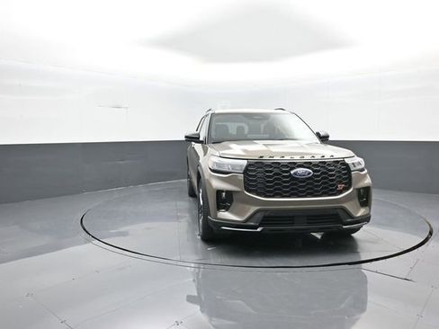 New 2026 Ford Explorer ST w/ Sun And Sound Package image 2