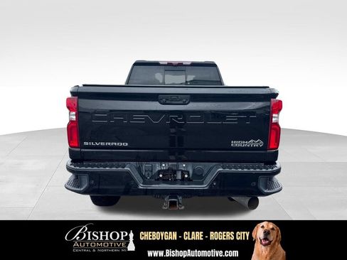 Used 2022 Chevrolet Silverado 3500 High Country w/ Z71 Off-Road Package AWD/4WD image 7