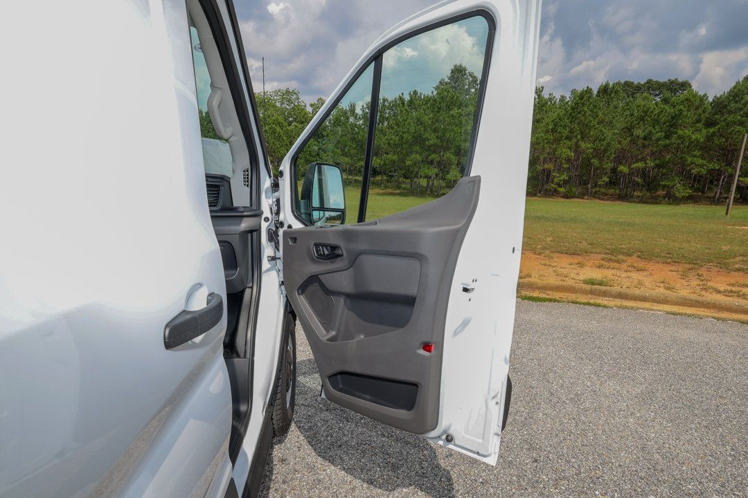 New 2026 Ford Transit 250 148 Medium Roof RWD image 12