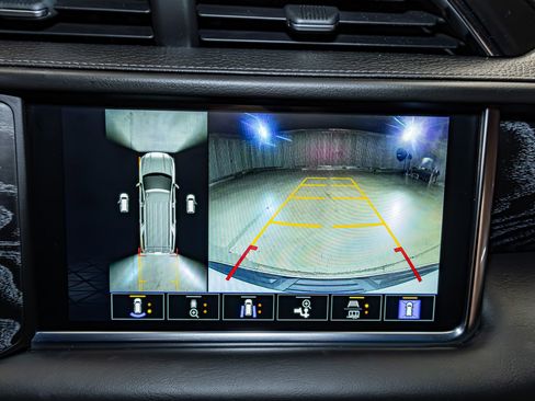 Used 2023 GMC Yukon Denali image 19