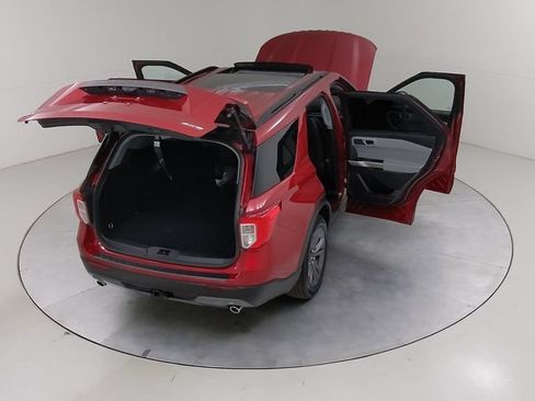 Certified 2023 Ford Explorer XLT w/ Equipment Group 202A AWD/4WD image 52