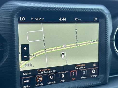 Used 2021 Jeep Gladiator Overland image 26