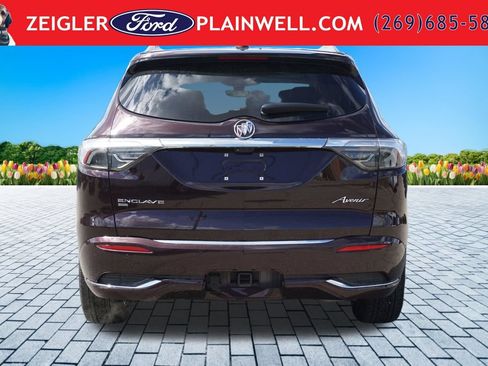 Used 2023 Buick Enclave Avenir w/ Avenir Technology Package AWD/4WD image 4
