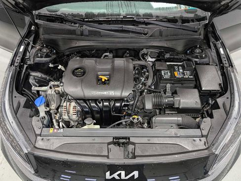 Certified 2023 Kia Forte LXS image 15