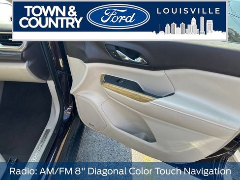 Used 2018 GMC Acadia Denali w/ Technology Package AWD/4WD image 11