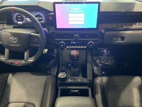 Used 2025 Toyota Tacoma TRD Pro image 17