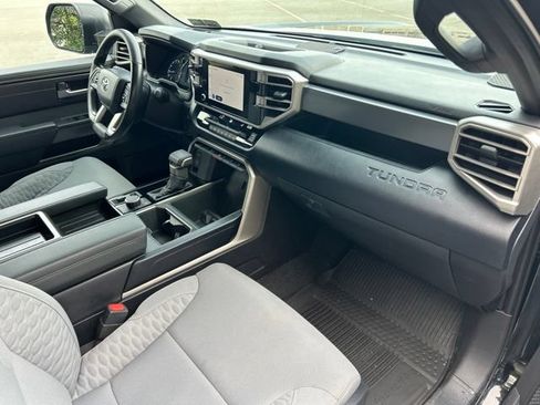 Certified 2025 Toyota Tundra SR5 AWD/4WD image 31